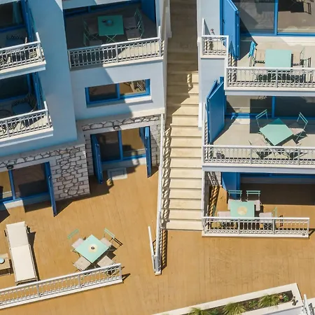 Greek House Complex B7 Нидри